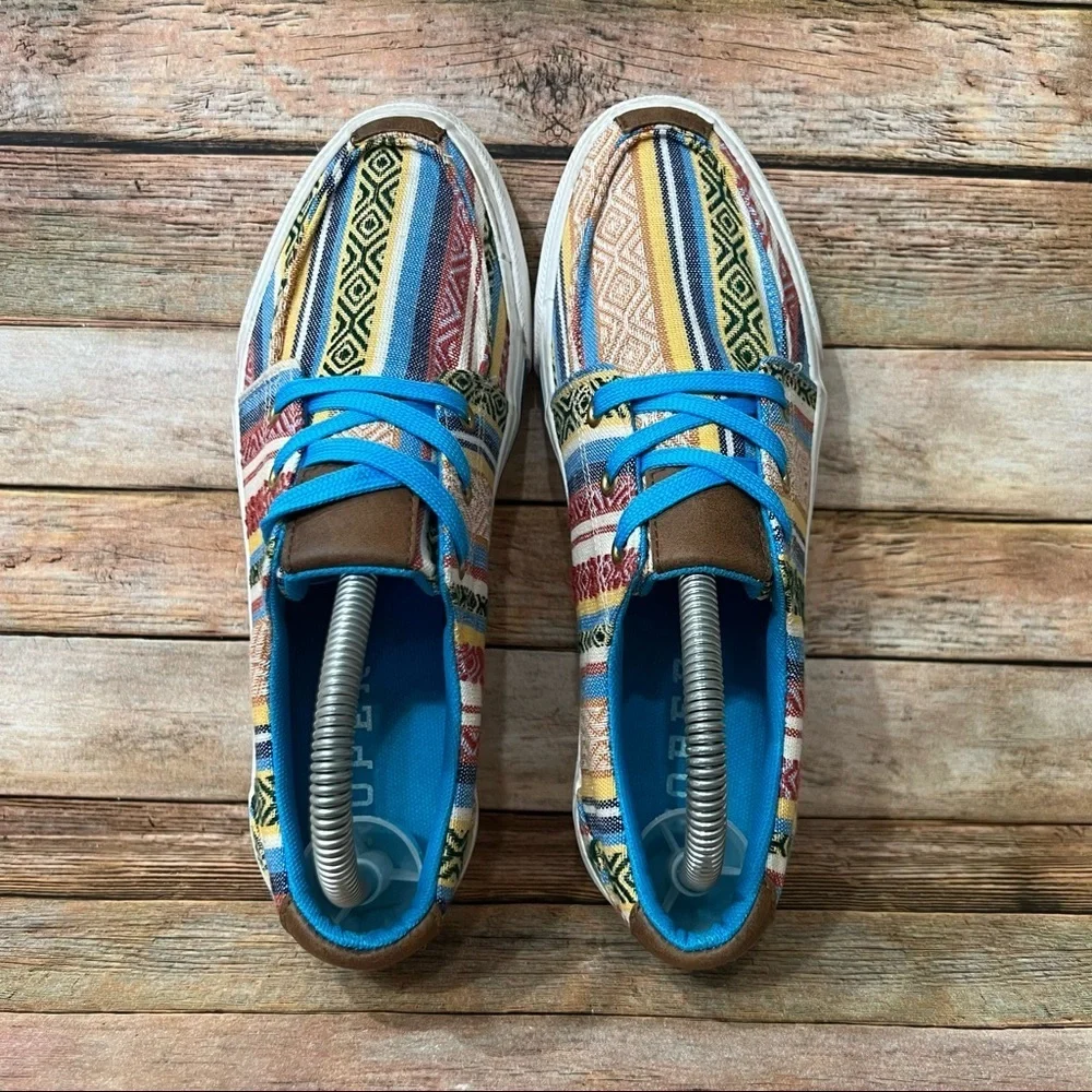 Roper Aztec Lace Up Shoes